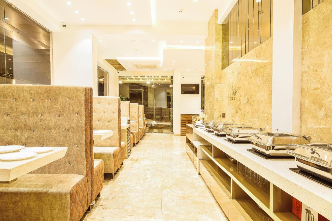 Hotel Auris & Banquets, Mumbai International Airport Exterior photo