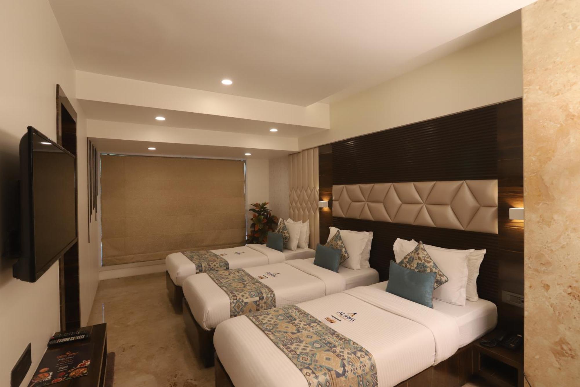 Hotel Auris & Banquets, Mumbai International Airport Exterior photo