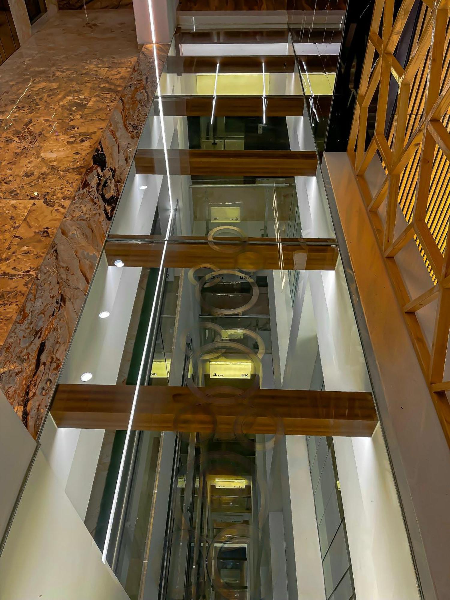 Hotel Auris & Banquets, Mumbai International Airport Exterior photo