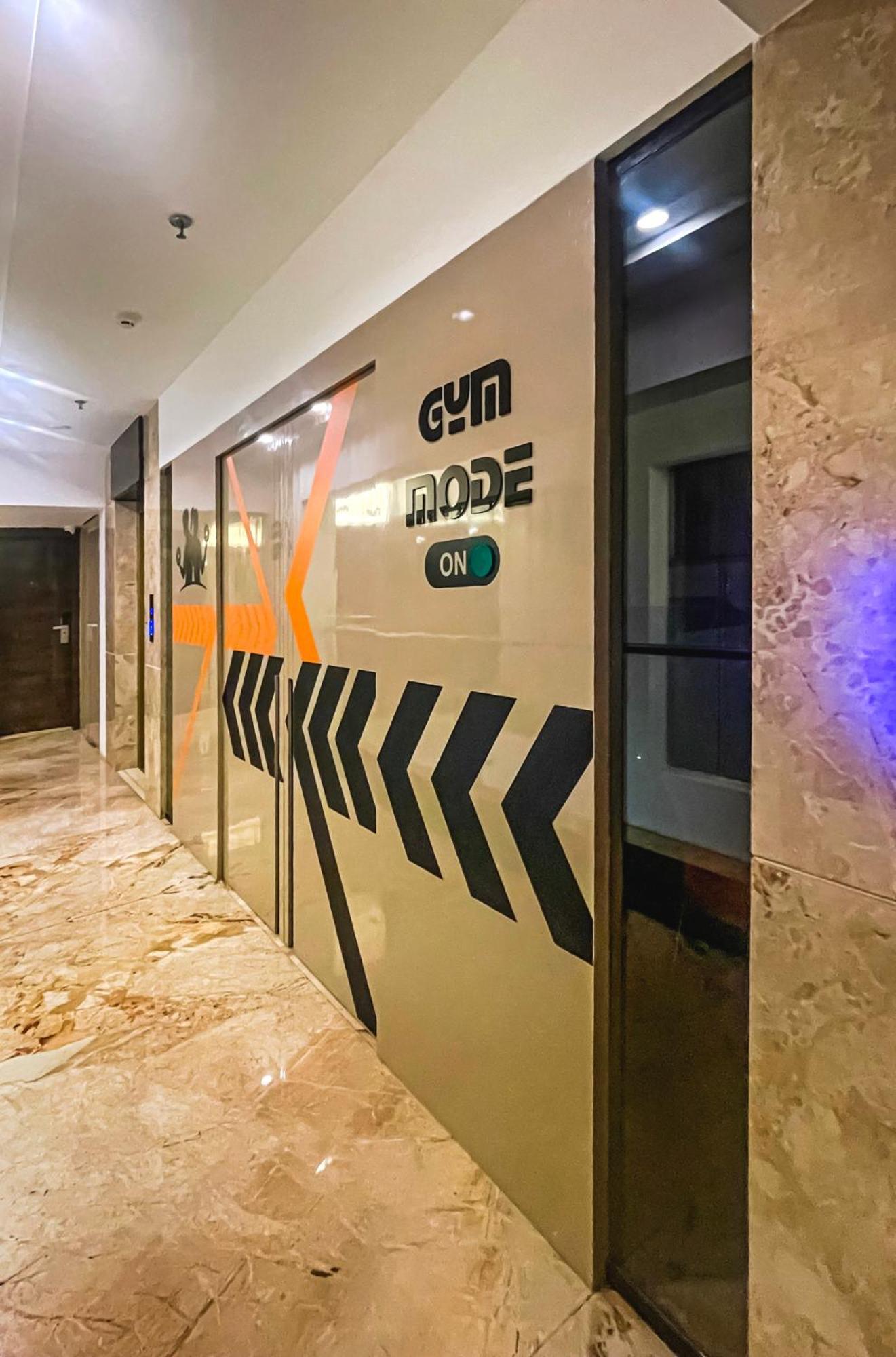 Hotel Auris & Banquets, Mumbai International Airport Exterior photo